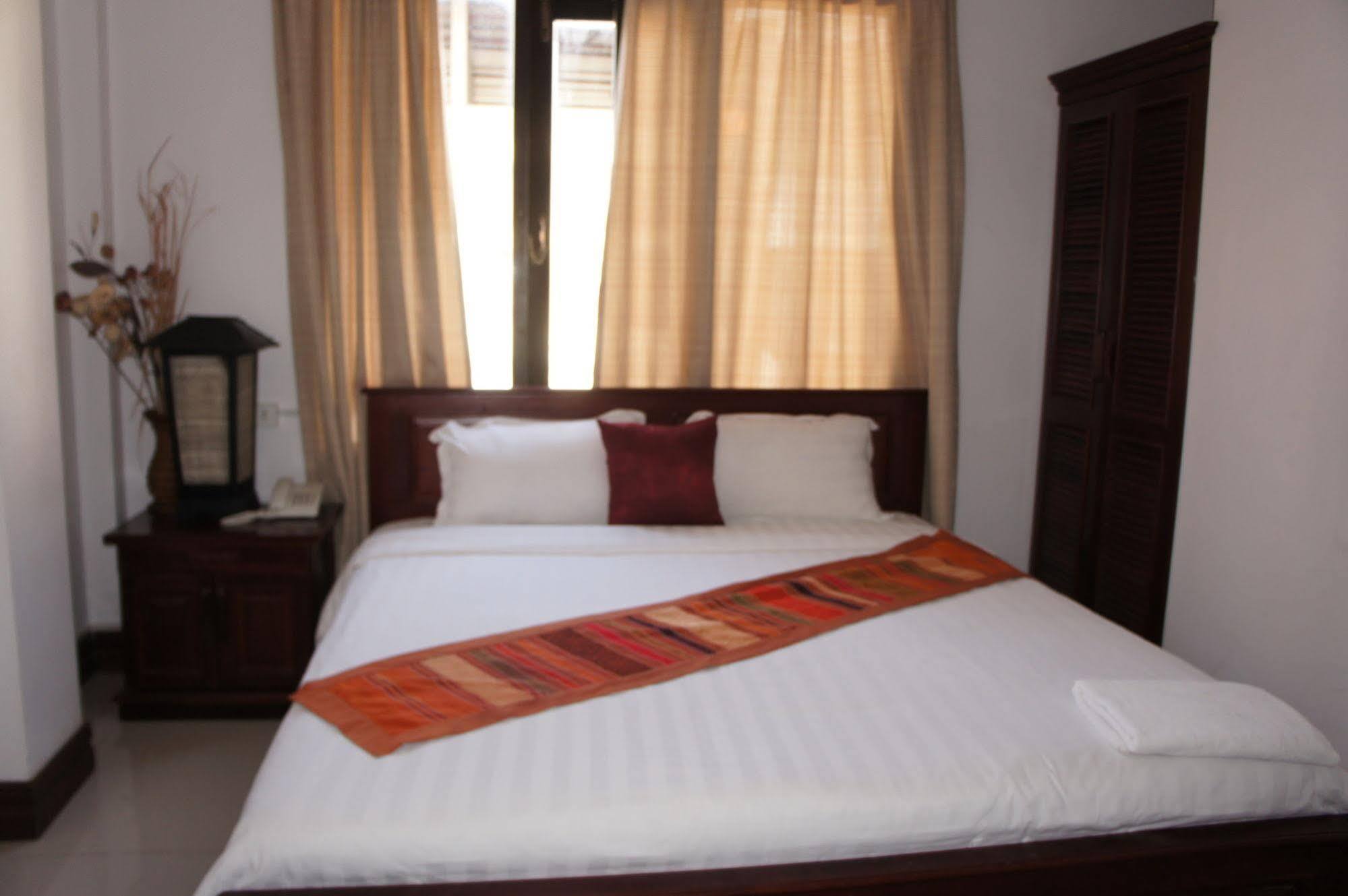 Vientiane Sp Hotel Экстерьер фото