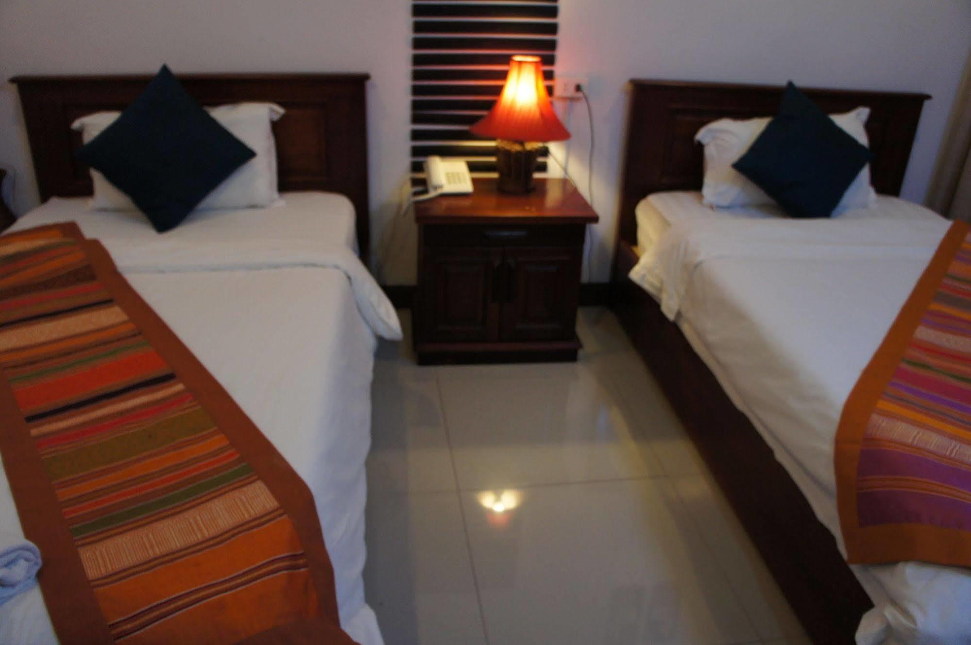 Vientiane Sp Hotel Экстерьер фото