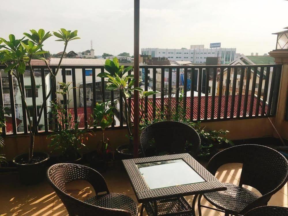 Vientiane Sp Hotel Экстерьер фото